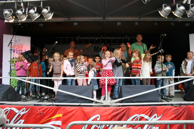 gal/2009/2009 Borbecker Marktfest 06.09/2009 Saitentwist Borbecker Marktfest 06.09. 219.jpg